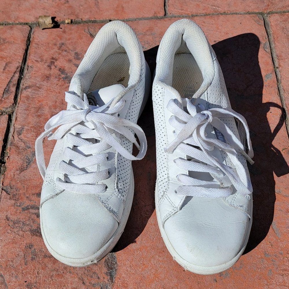 Prince brand white leather tennis shoes sneakers